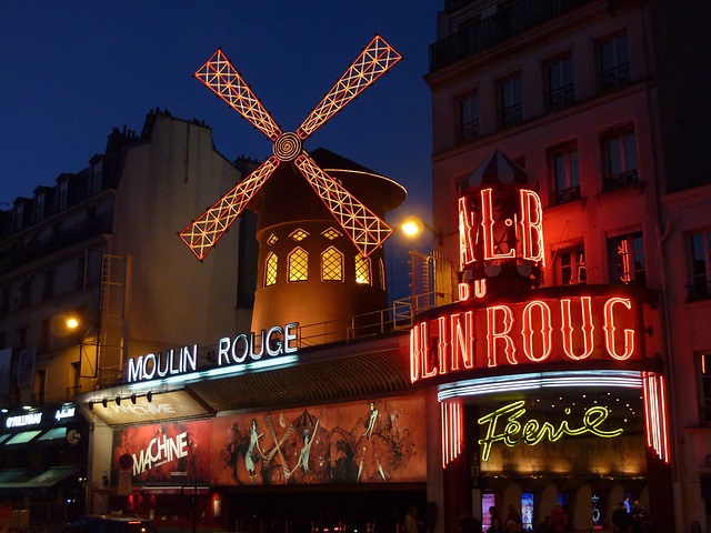Moulin Rouge, París