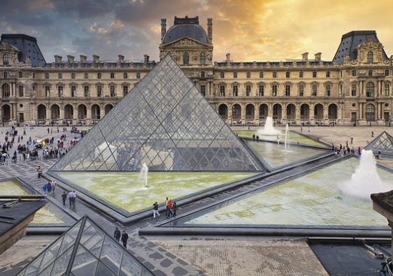 Museo del Louvre, París