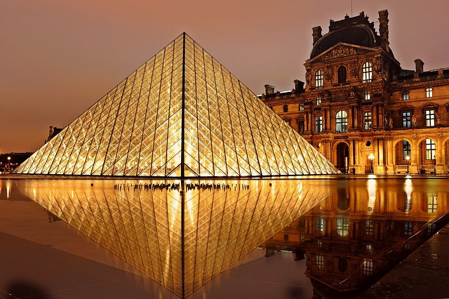 Museo del Louvre, París